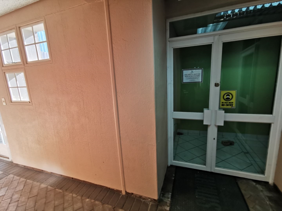 To Let commercial Property for Rent in Wilkoppies North West